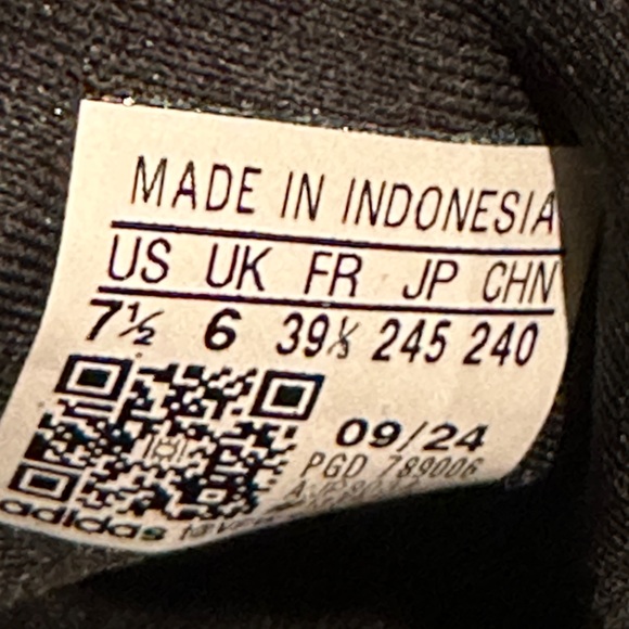 Adidas Leopard Animal Print 3 Stripes Casual Sneaker - US Womens 7 | 7.5   NEW - Picture 10 of 10